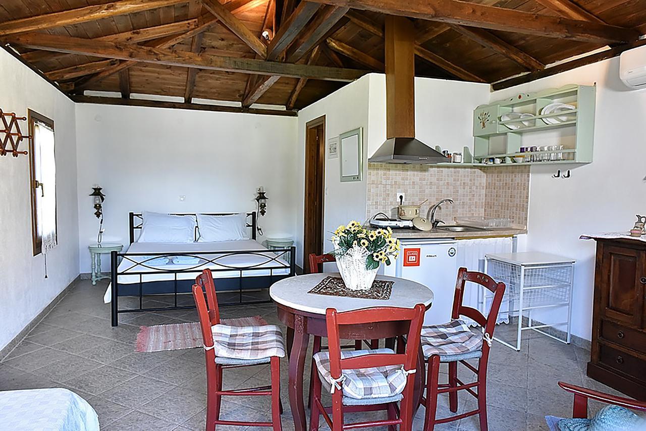 Stellina'S House Apartment Vourvourou Bagian luar foto
